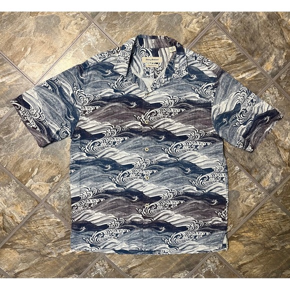 Tommy Bahama Other - Tommy Bahama Silk Shirt Mens Large Blue Wave Print Short Sleeve Camp